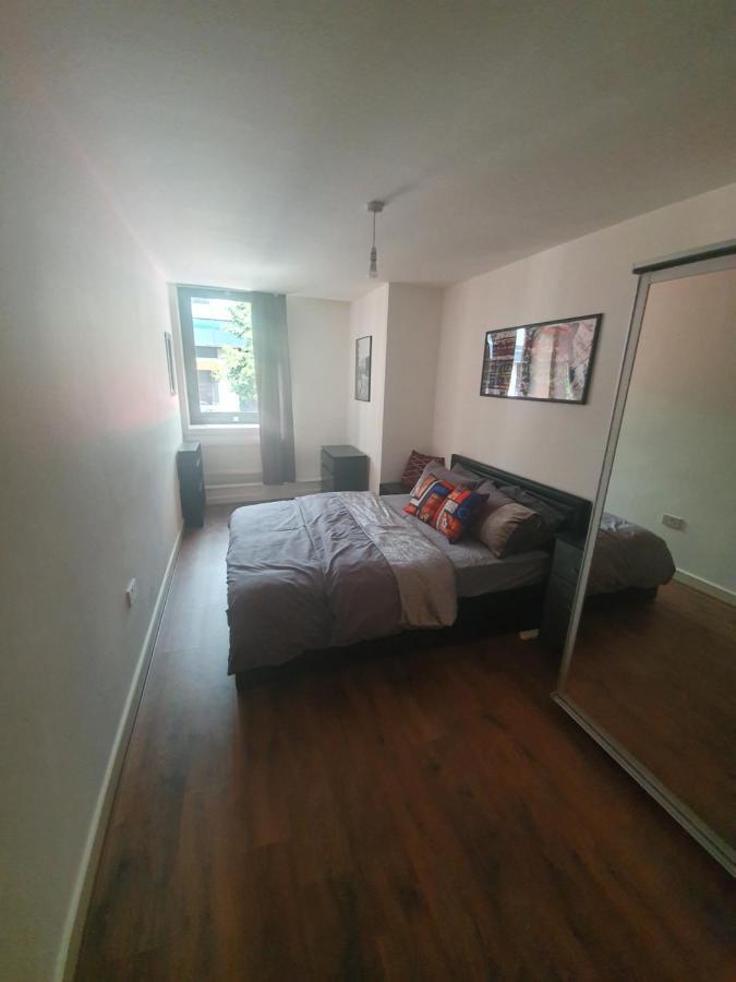 Double Room With Shared Bathroom 伦敦 外观 照片